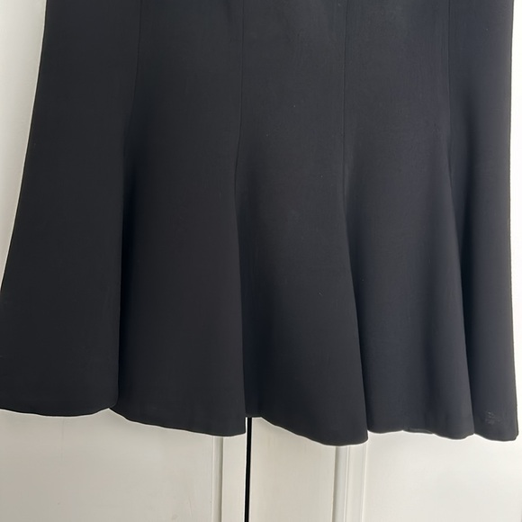 Holt Renfrew Brand Fluted Skirt - Picture 2 of 3